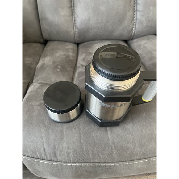 Vintage Stainless Steel Aladdin-Stanley "Bolt" vacuum bottle / Thermos 20 oz - Picture 4 of 6